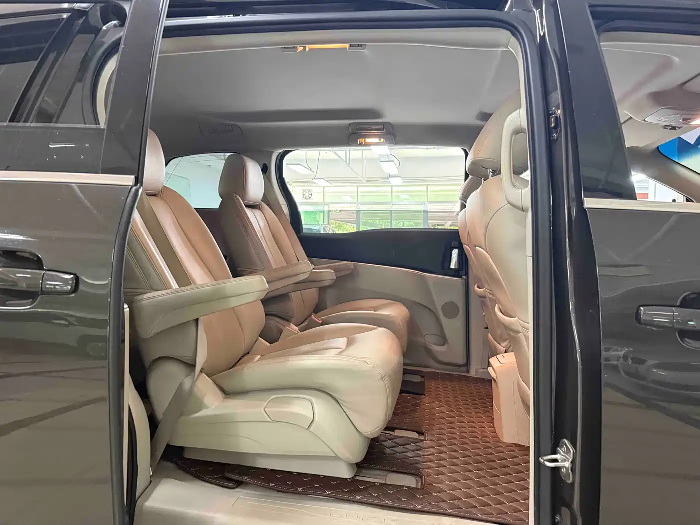 Buick GL8 2021 Land Business Class 652T Comfort фото 9