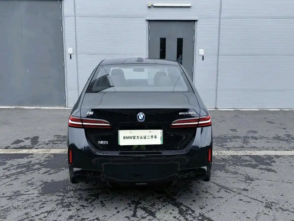 BMW i5 2025 2025 eDrive 40L M Sport Package