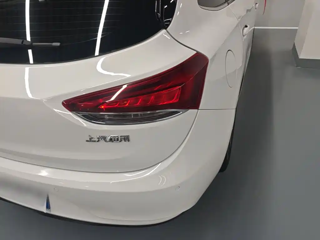 Фото 8 - Buick Excelle GT