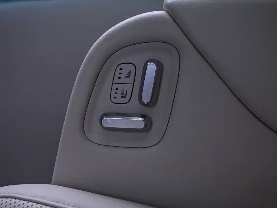 Li Auto MEGA 2025 2024 Ultra