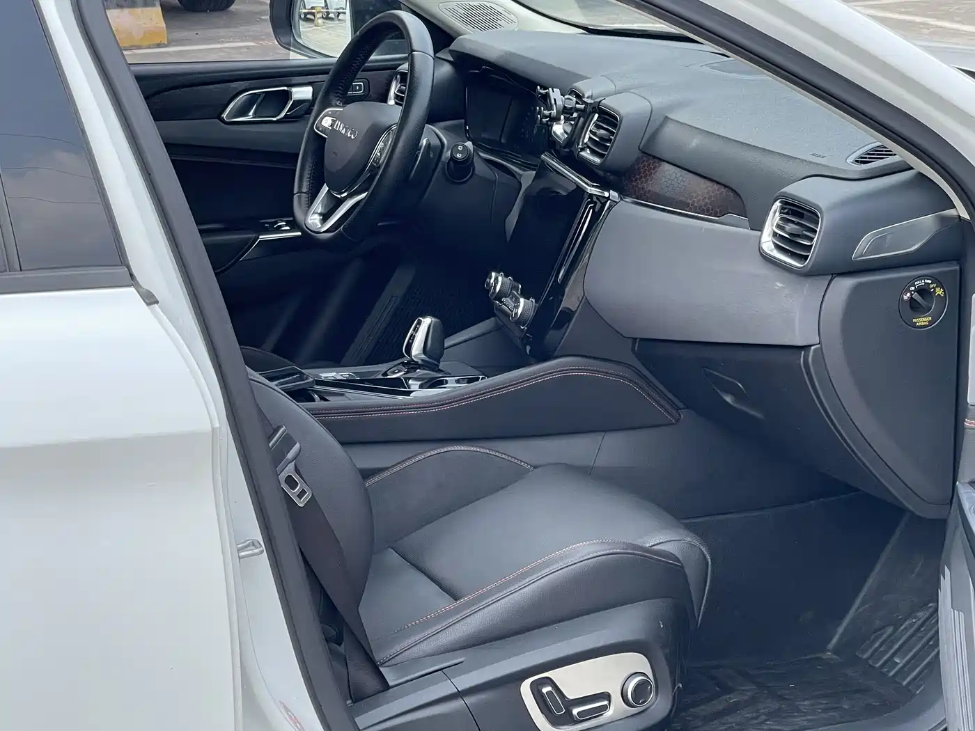Lynk & Co 02 2019 1.5T DCT FWD Jin Pro Version China VI фото 12