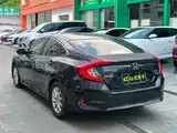 Photo 9 - Honda Civic