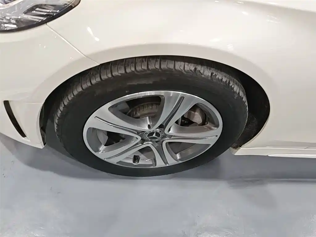 Mercedes-Benz C-Class 2019 Facelift C 260 L Sport фото 23