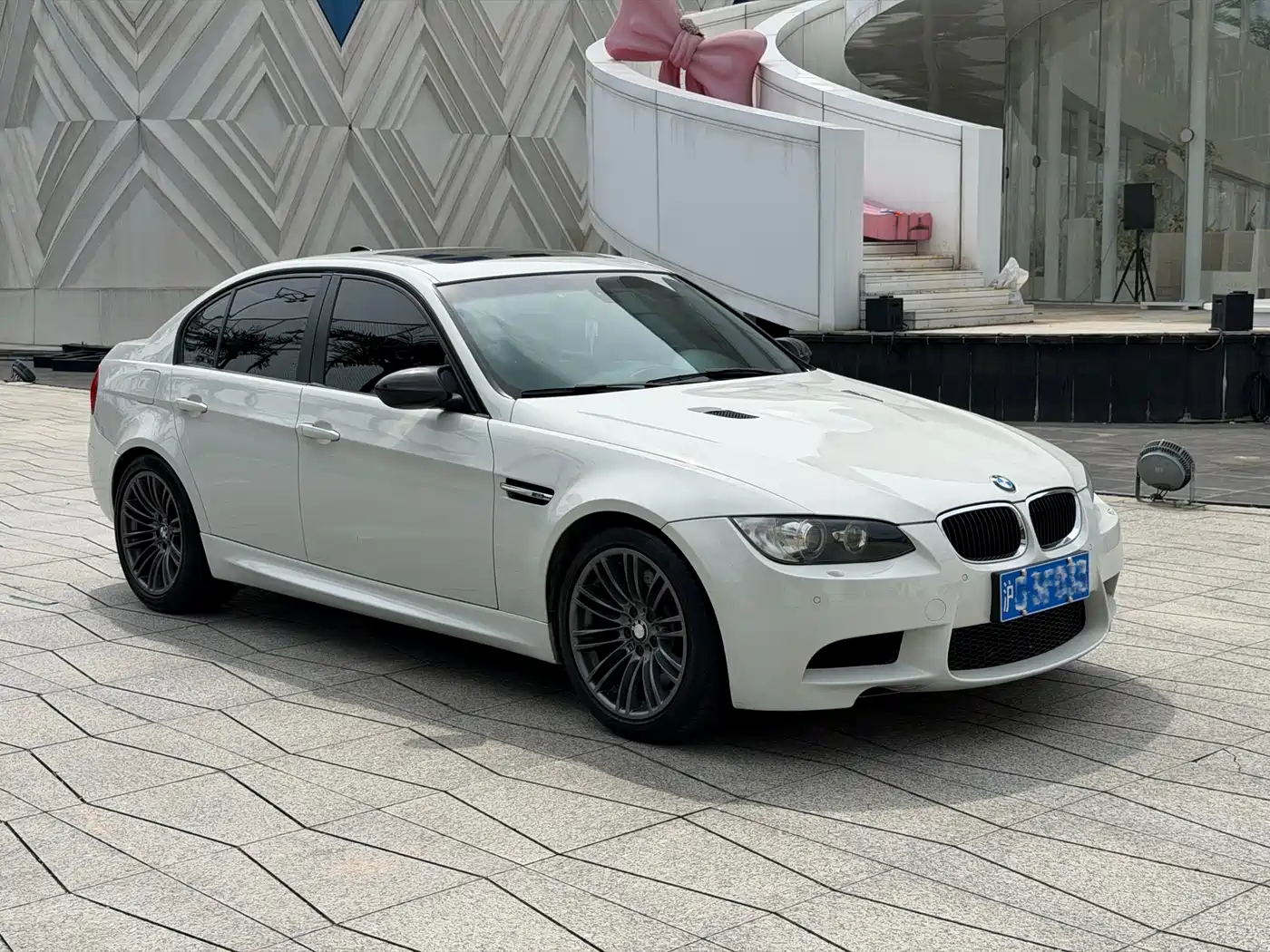 BMW M3 2010 2009 BMW M3 Sedan
