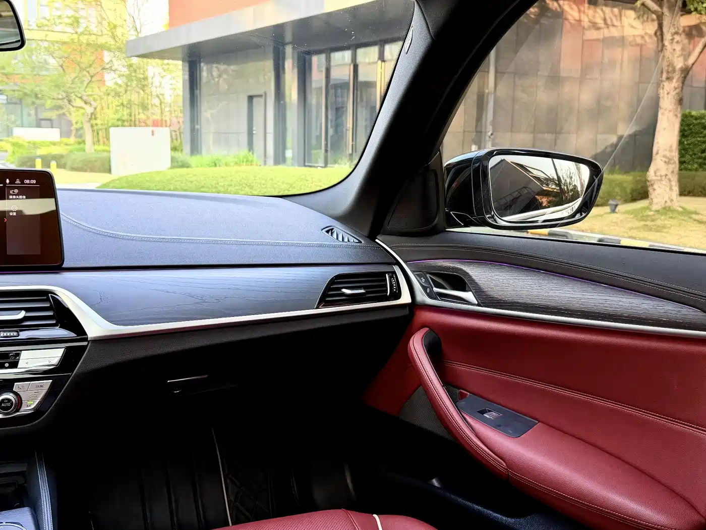BMW 5 Series 2022 Facelift 530Li Leading M Sport Package фото 6