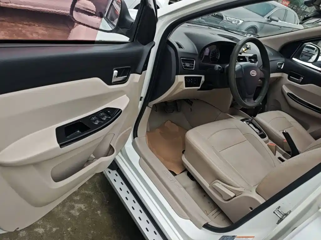 Karry K50 2016 2015 1.5L Automatic Comfort