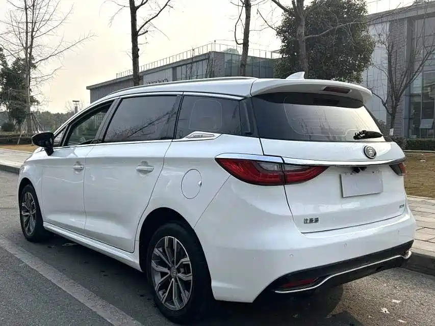 BYD Song MAX 2019 1.5T Auto Smart Connected Sunroof 7-seater China VI фото 3