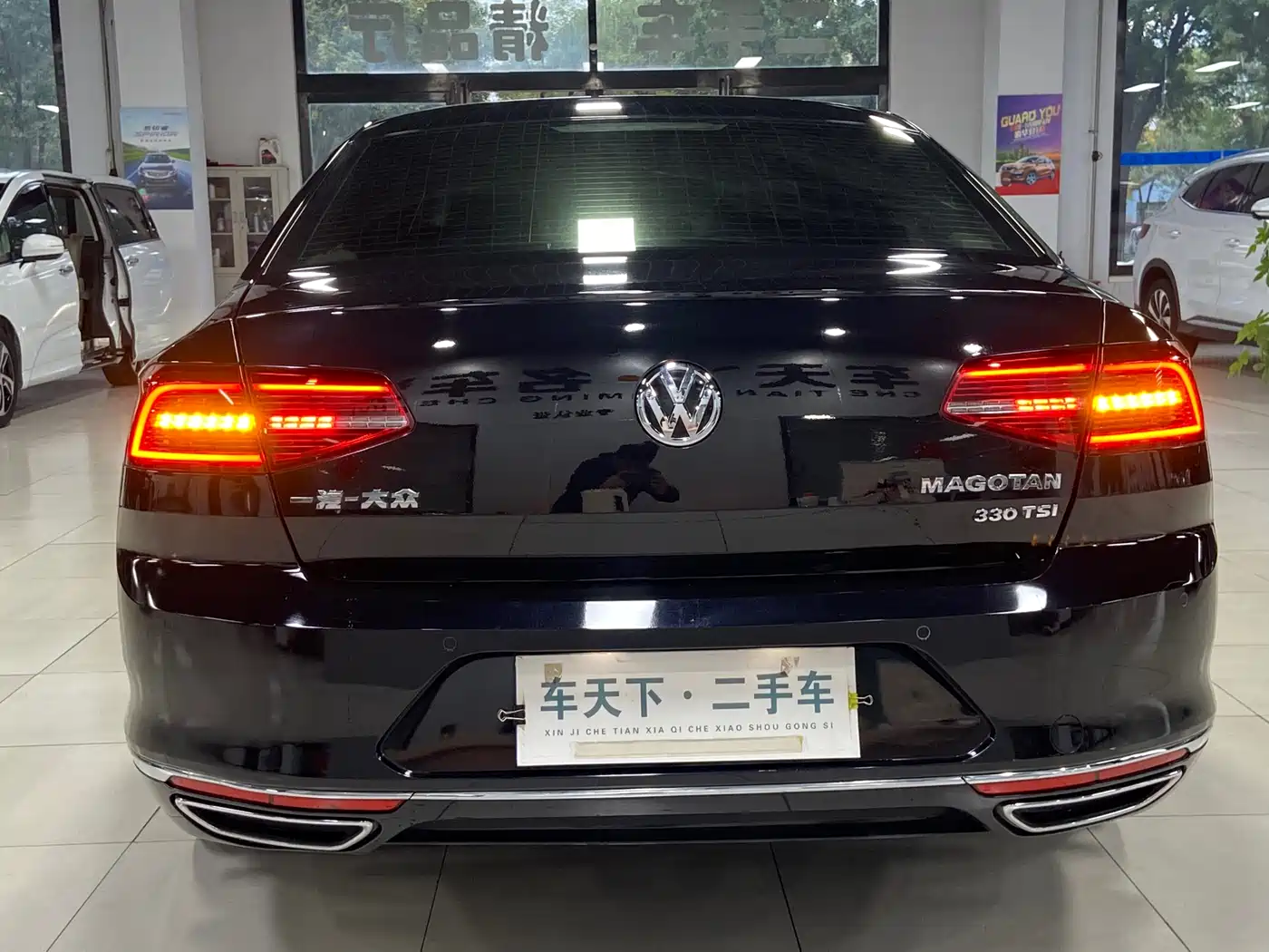 Volkswagen Magotan 2017 330TSI DSG Luxury фото 5