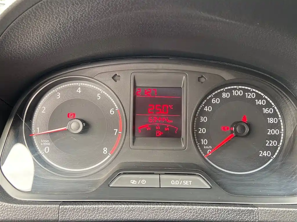 Volkswagen Jetta 2019 2019 Dream Edition 1.4L Manual Fashion