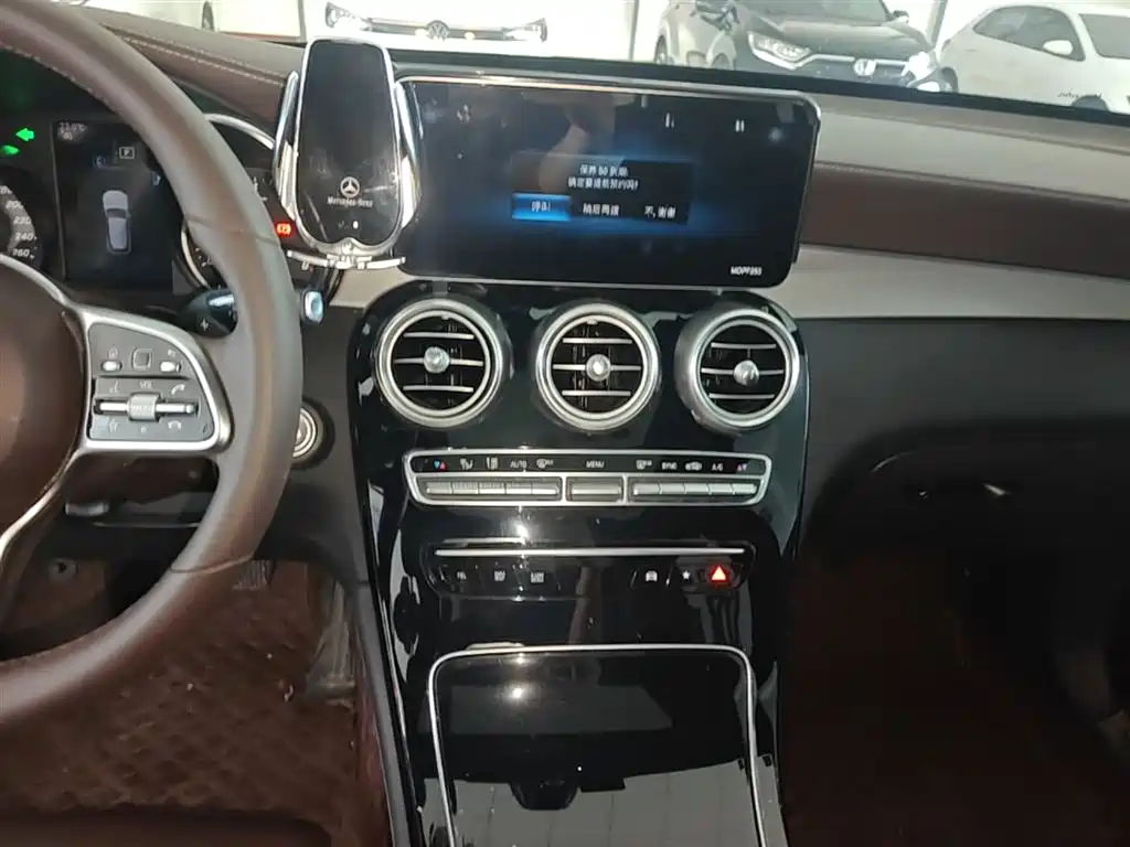 Mercedes-Benz GLC 2020 GLC 260 L 4MATIC Dynamic фото 13
