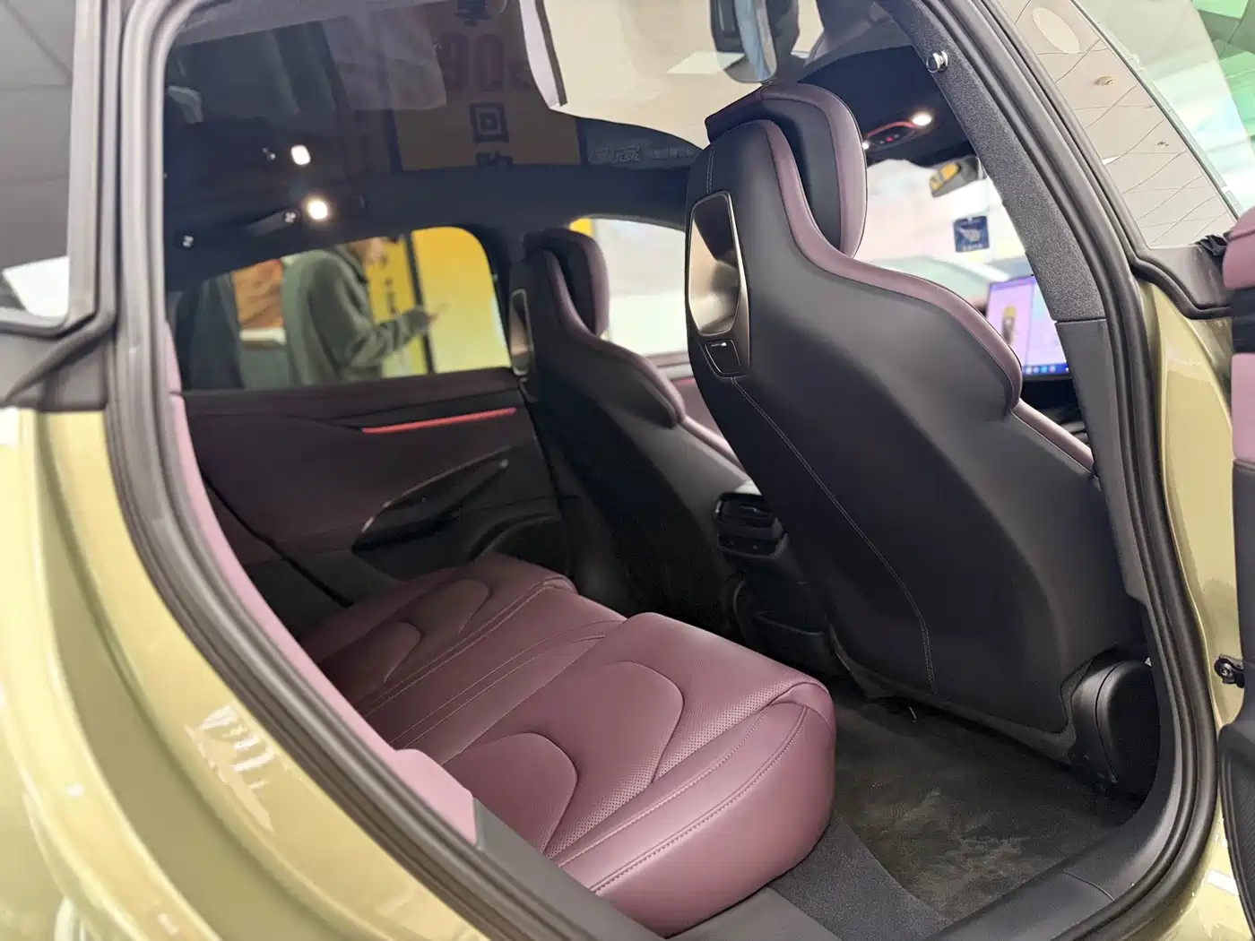 Xiaomi Auto Xiaomi SU7 2024 RWD Standard Founder's Edition фото 11