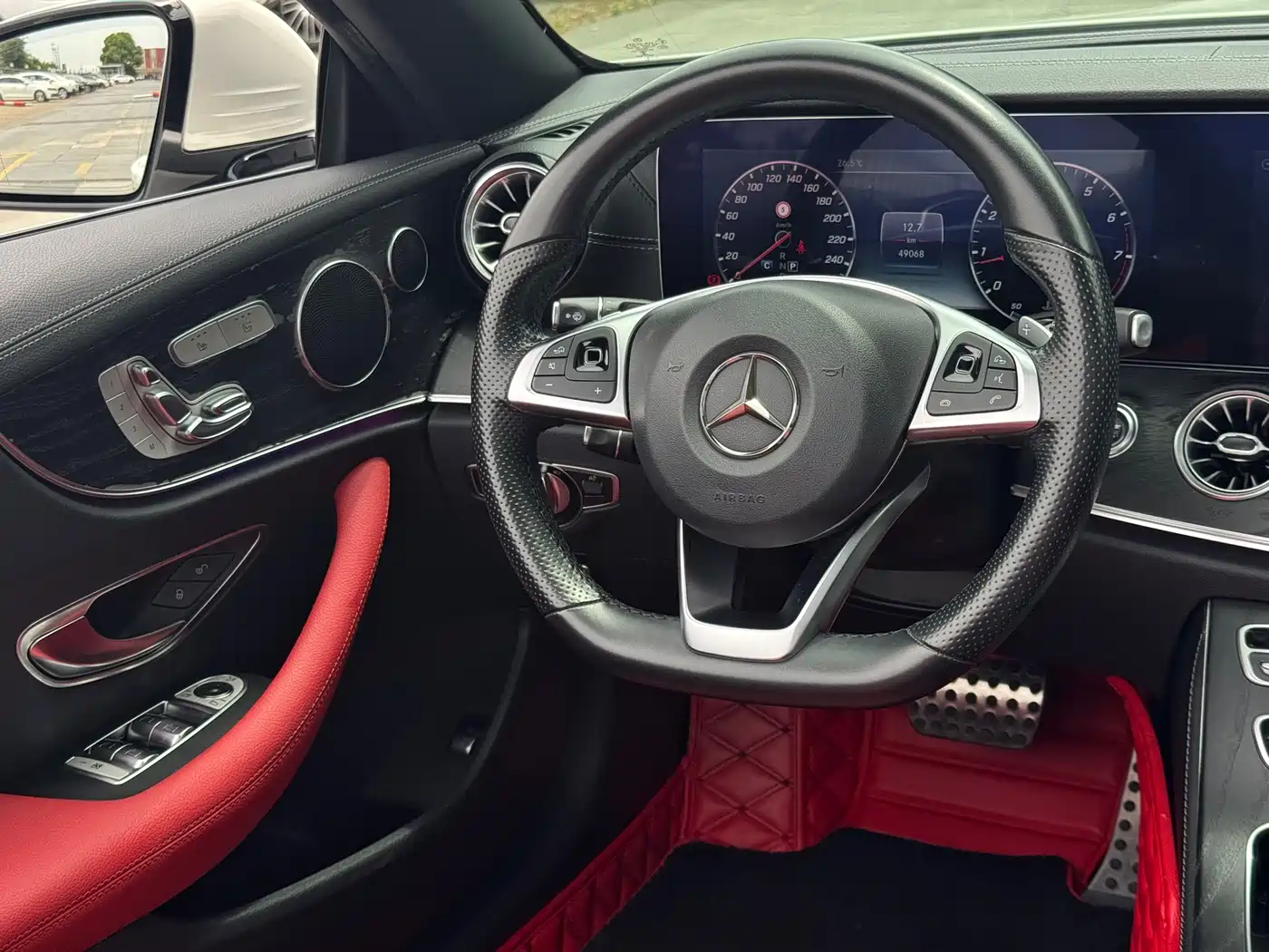 Mercedes-Benz E-Class (Import) 2018 E 200 4MATIC Convertible Coupe фото 11