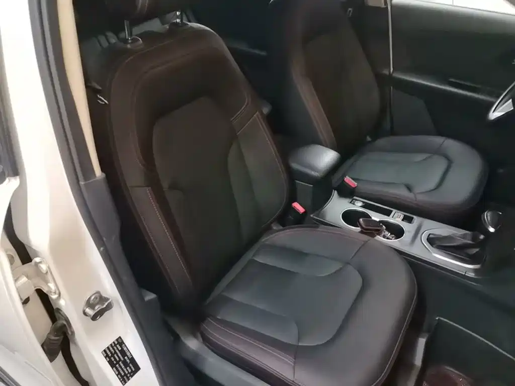 FAW Senya R7 2018 2017 Model 1.6L Automatic Smart