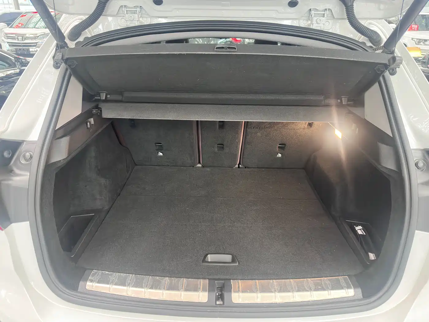 BMW X1 2019 sDrive18Li Premium Model фото 13