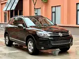 صورة 3 - Volkswagen Touareg