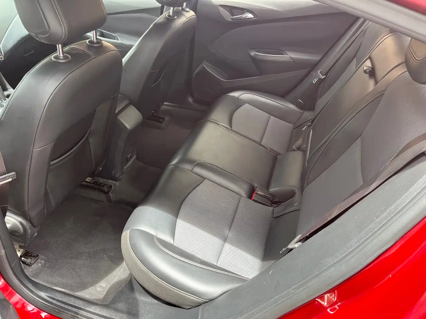 Chevrolet Cruze 2017 1.5L Automatic Pioneer Sunroof фото 6