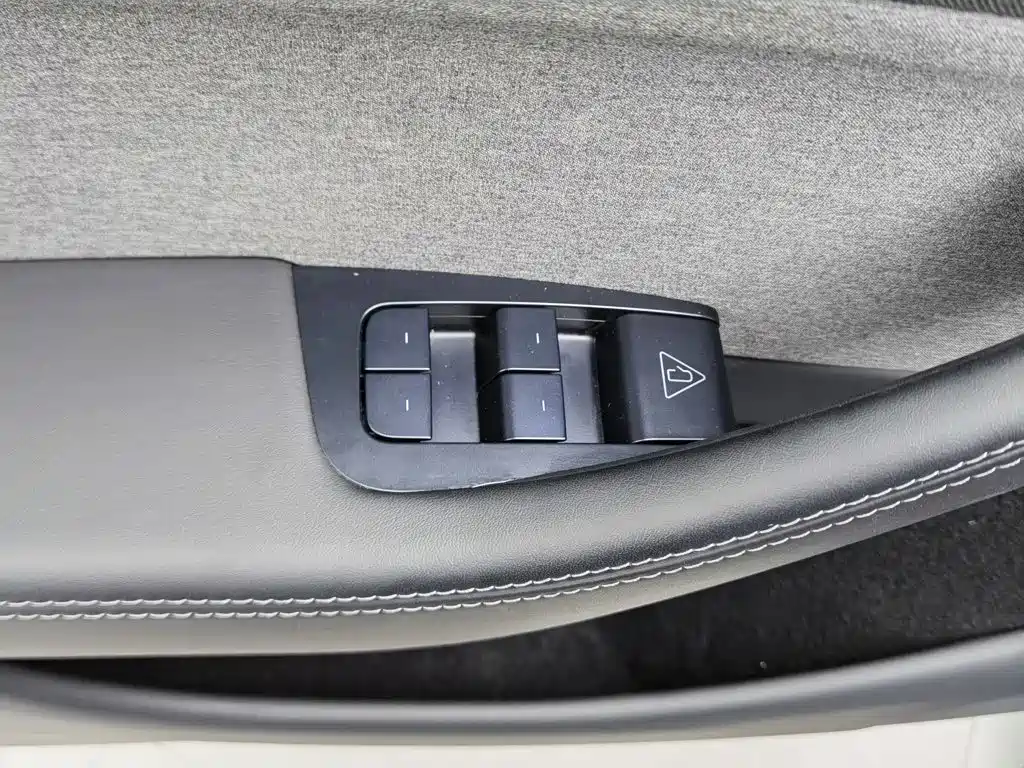 Фото 9 - Tesla Model Y