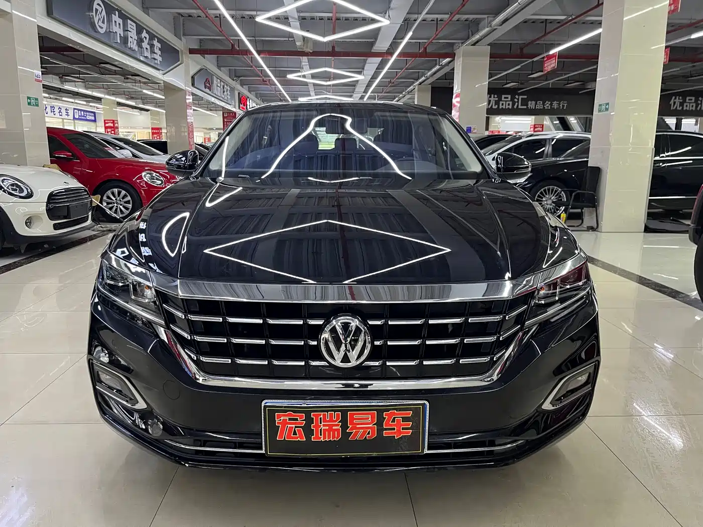 Volkswagen Passat 2019 330TSI Elite Version China VI фото 2