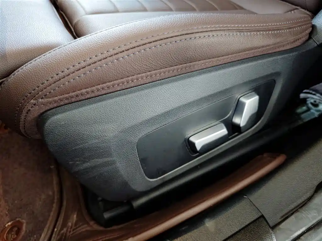BMW 3 Series 2021 Second Facelift 325Li M Sport Package фото 19