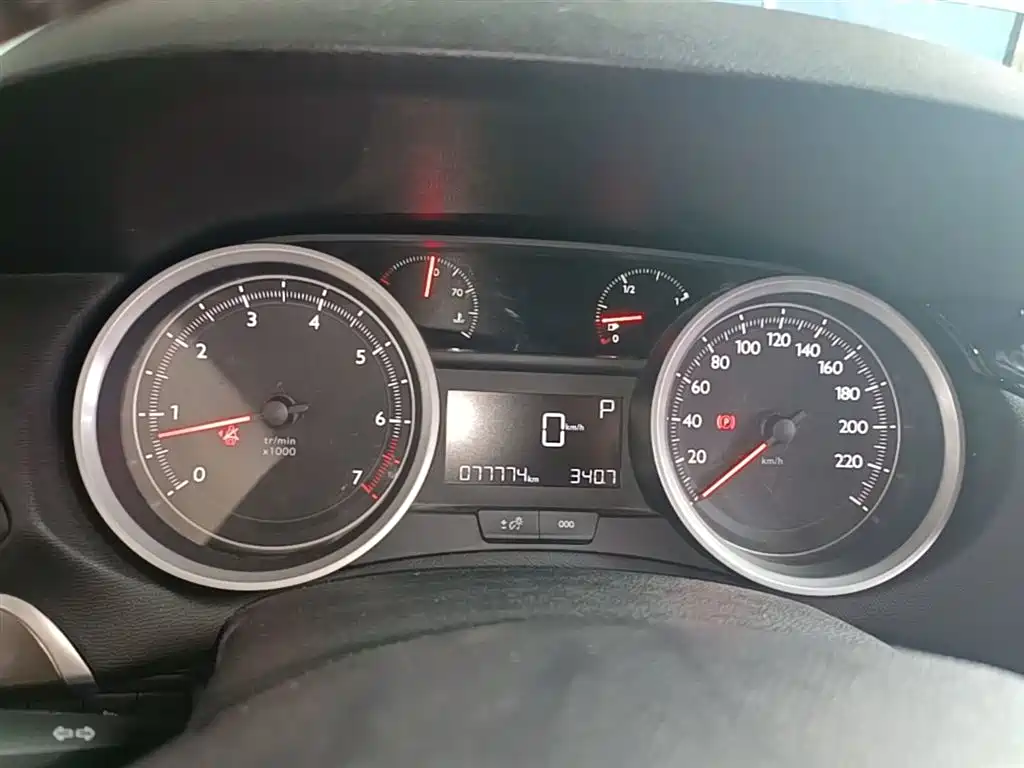 Peugeot 408 2018 350THP Automatic Luxury Edition фото 12