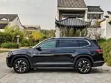 Photo 4 - Volkswagen Teramont