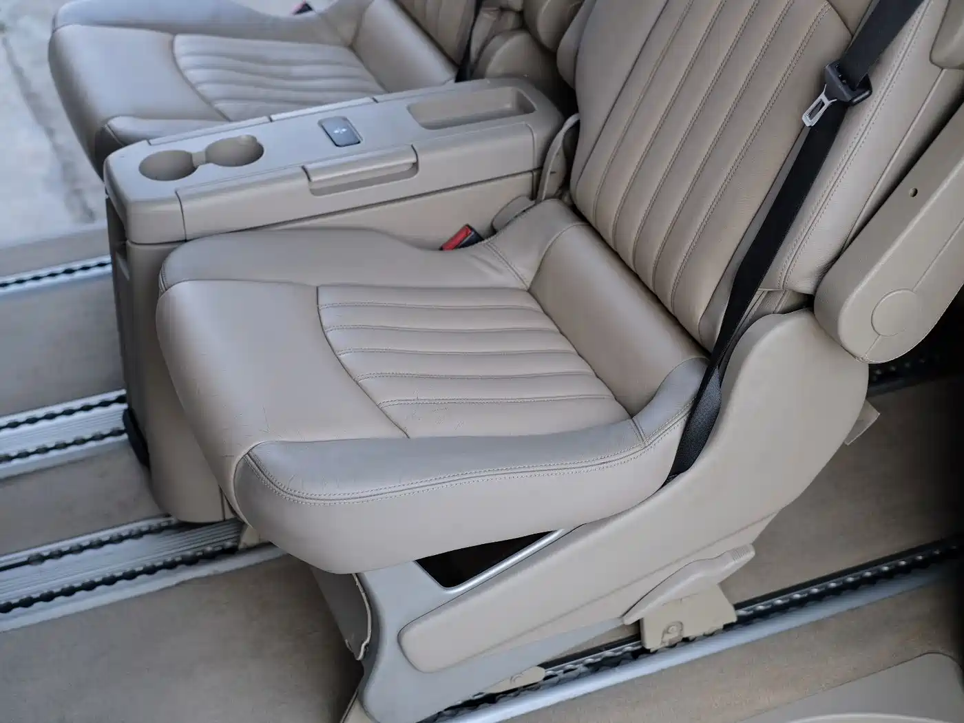 Mercedes-Benz Viano 2010 2010 2.5L Prestige Edition
