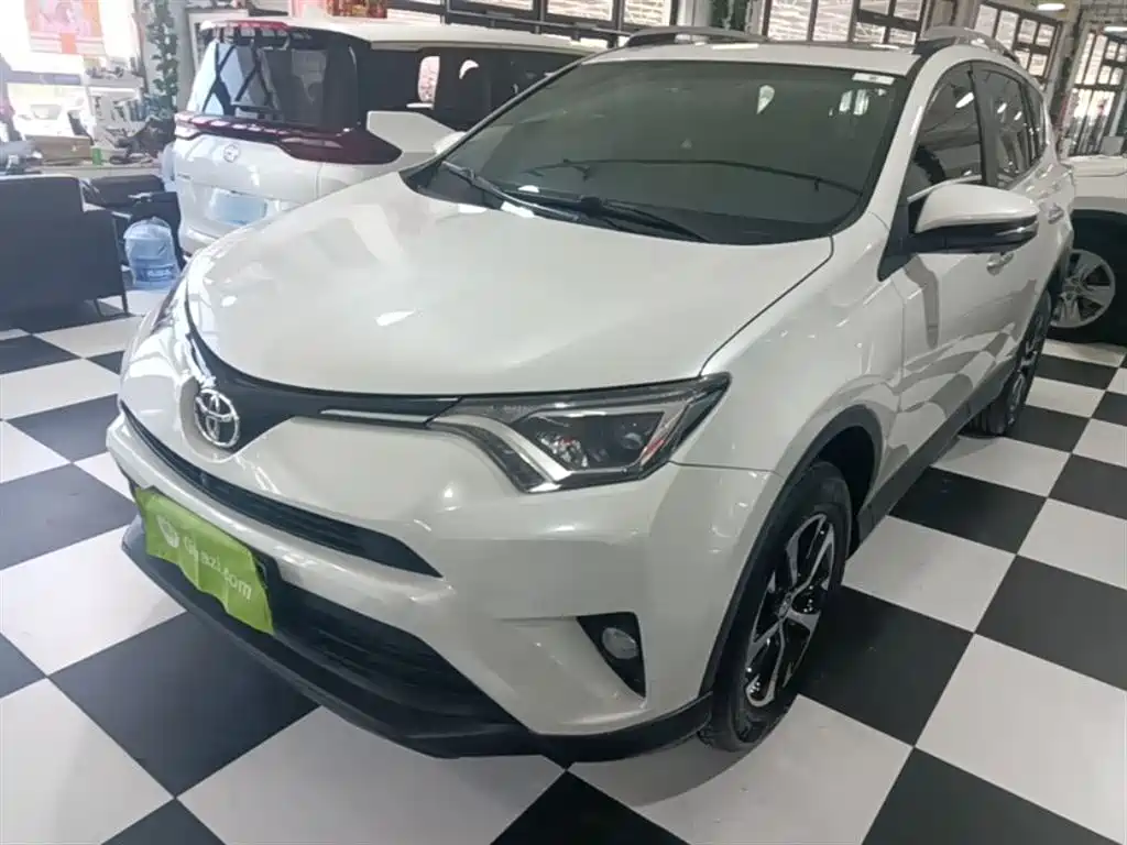 Toyota RAV4 Rongfang 2019 2.0L CVT 2WD Trend Edition China VI