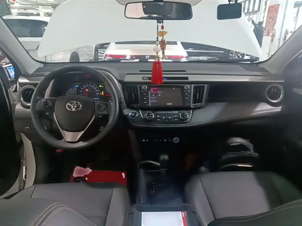 Toyota RAV4 Rongfang 2019 2.0L CVT 2WD Trend Edition China VI фото 10