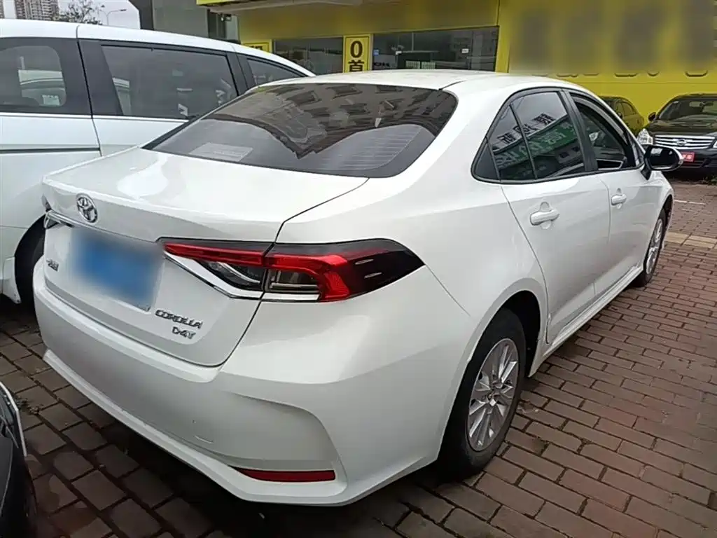 Toyota Corolla 2019 1.2T S-CVT GL Pioneer Edition фото 7
