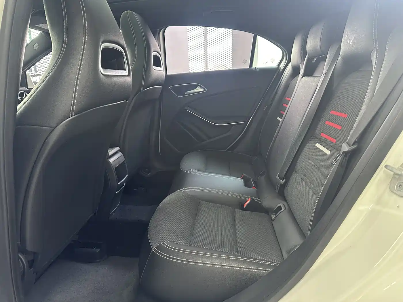 Mercedes-Benz A-Class (Import) 2016 A 180 фото 5