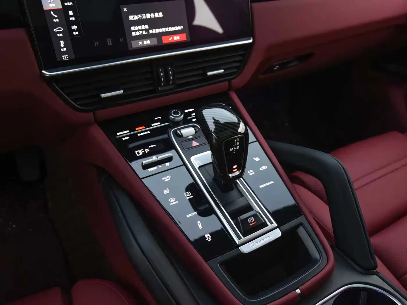 Porsche Cayenne 2019 Cayenne 3.0T фото 12