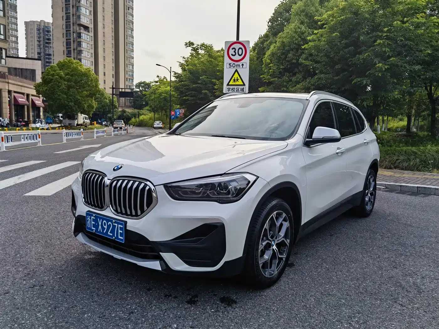 BMW X1 2022 sDrive25Li Leading