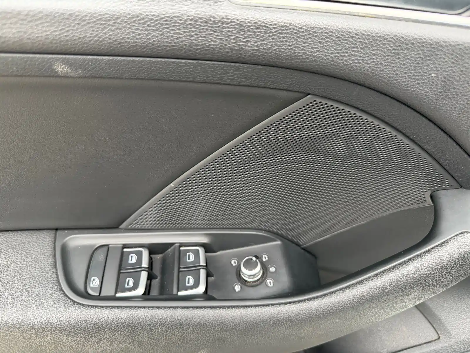 Фото 10 - Audi A3
