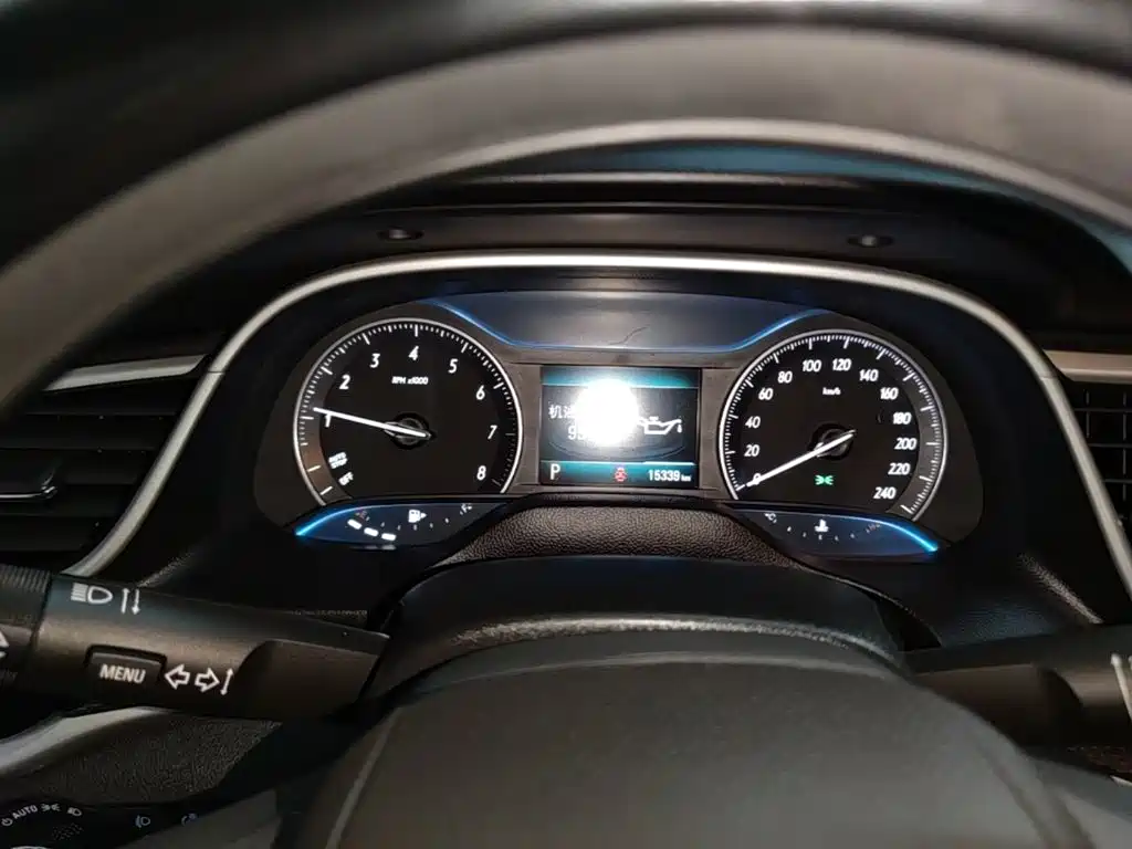Фото 12 - Buick Excelle
