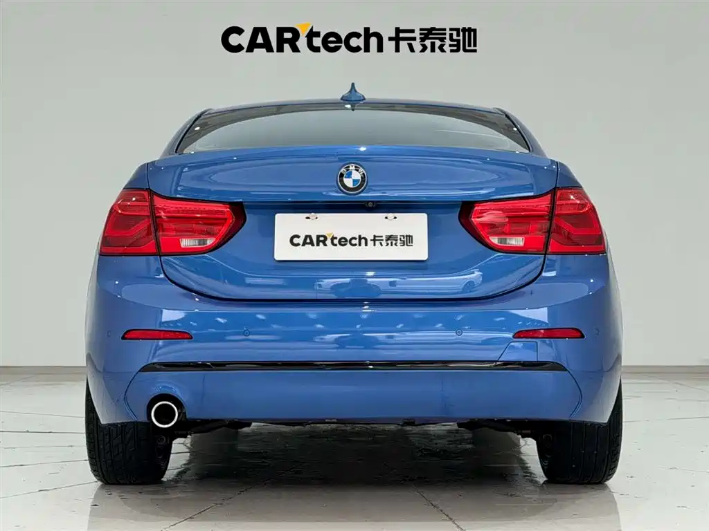 BMW 1 Series 2017 118i Sport фото 9
