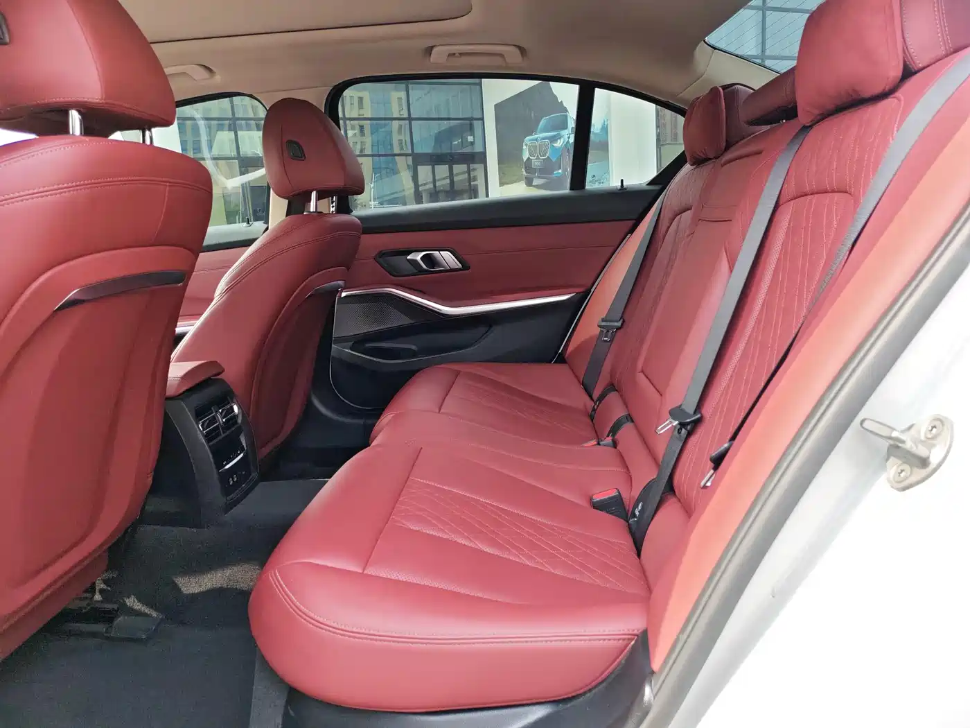 BMW i3 2025 eDrive 35 L фото 19