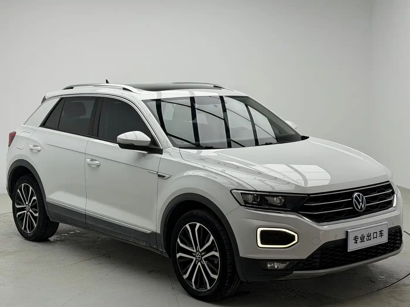 Volkswagen T-ROC 2022 280TSI DSG 2WD Comfort PLUS фото 3