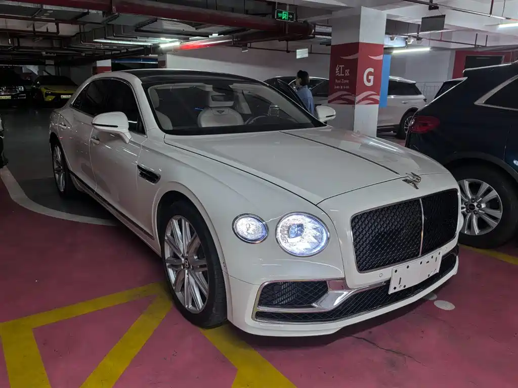 Bentley Flying Spur 2024 2024 4.0T V8 Standard Edition
