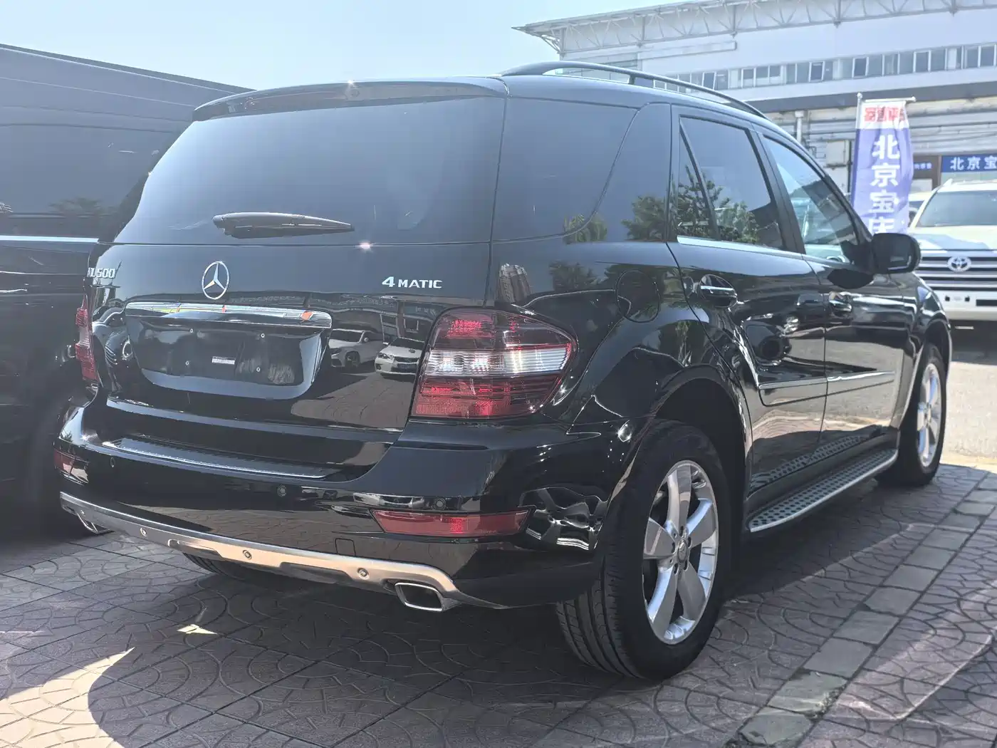 Mercedes-Benz M-Class 2008 Model ML 500 4MATIC фото 4