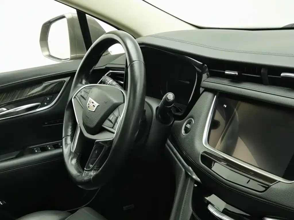 Cadillac XT5 2016 2016 28T AWD Luxury Model