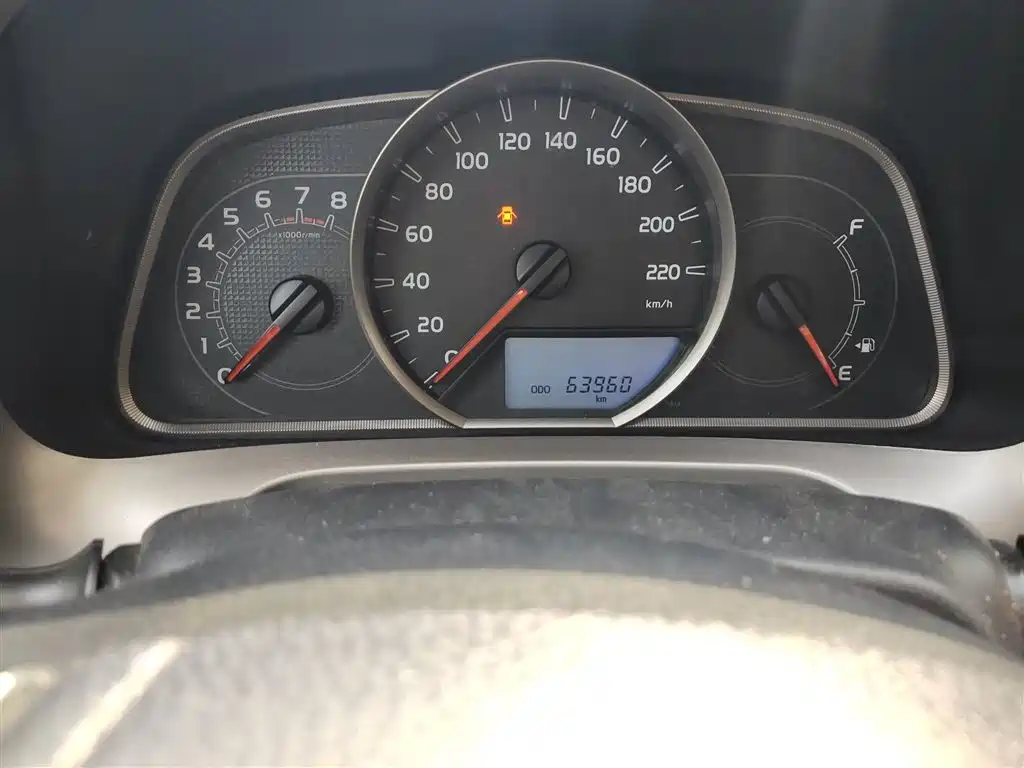 Toyota RAV4 Rongfang 2015 2.0L CVT 2WD Trend Edition фото 5