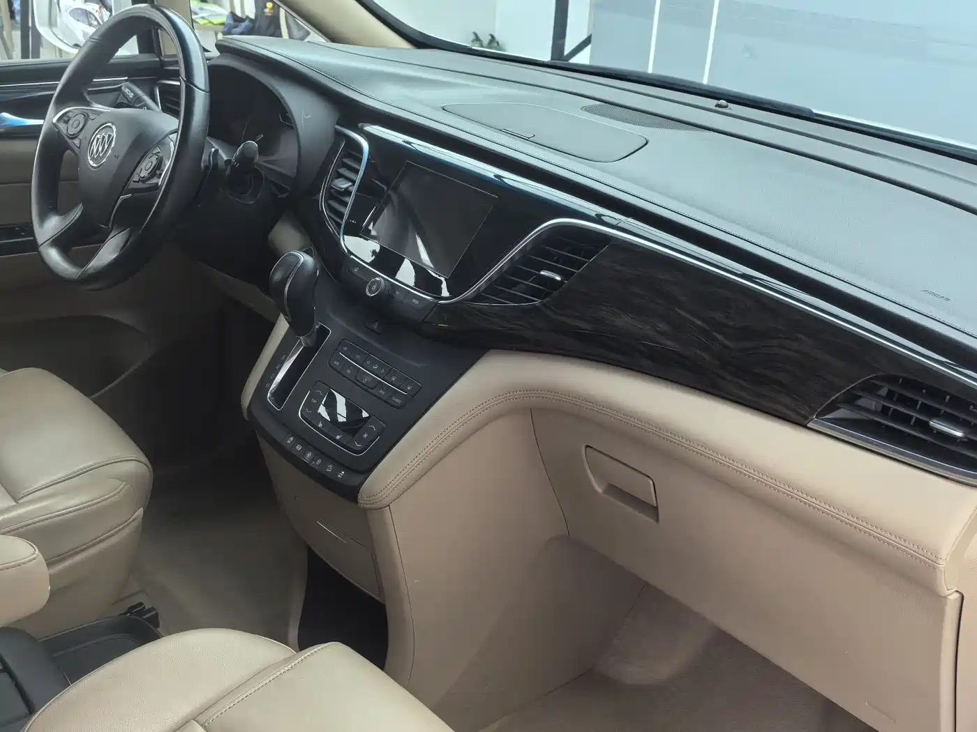 Buick GL8 2017 ES 28T Premium China V фото 13