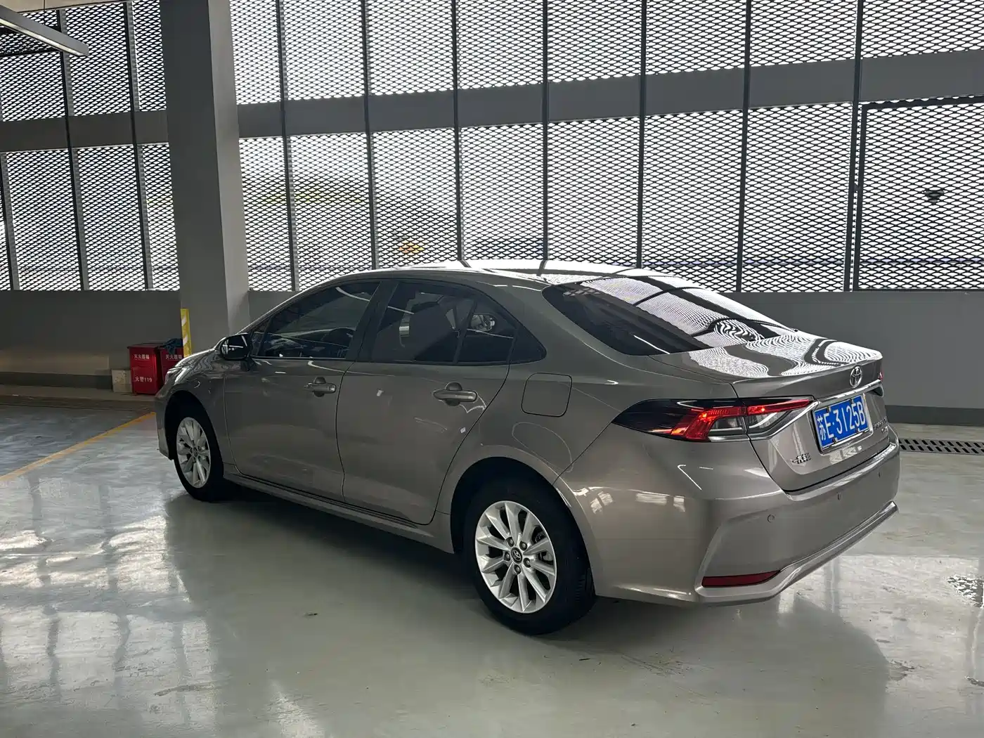 Toyota Corolla 2021 1.2T S-CVT Elite PLUS Edition фото 8