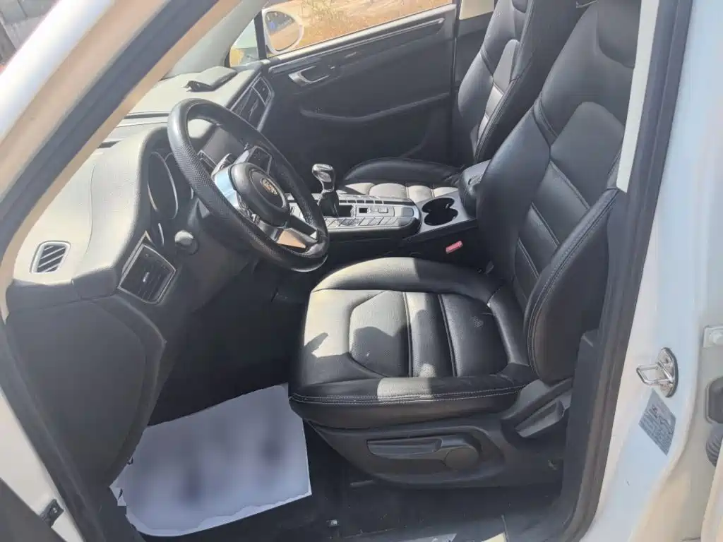 Zotye SR9 2017 2017 2.0T Manual Ultimate Light Edition