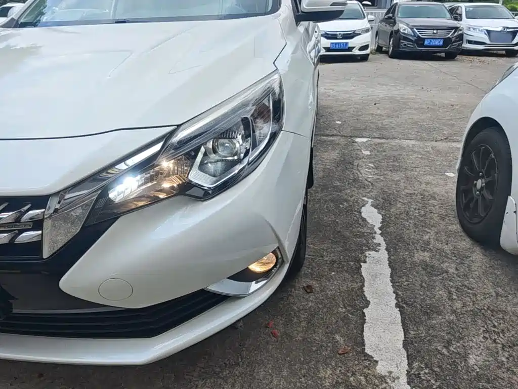 Venucia T90 2019 2018 2.0L CVT Smart Connected Premium Edition China VI