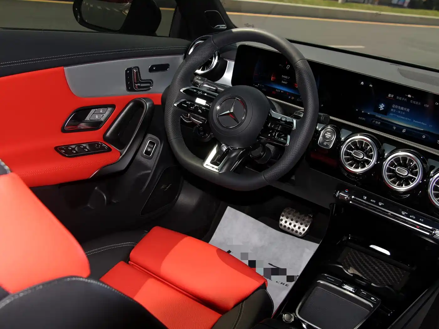 Mercedes-Benz CLA AMG 2024 Facelift AMG CLA 35 4MATIC фото 15