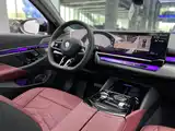 Photo 37 - BMW 5 Series
