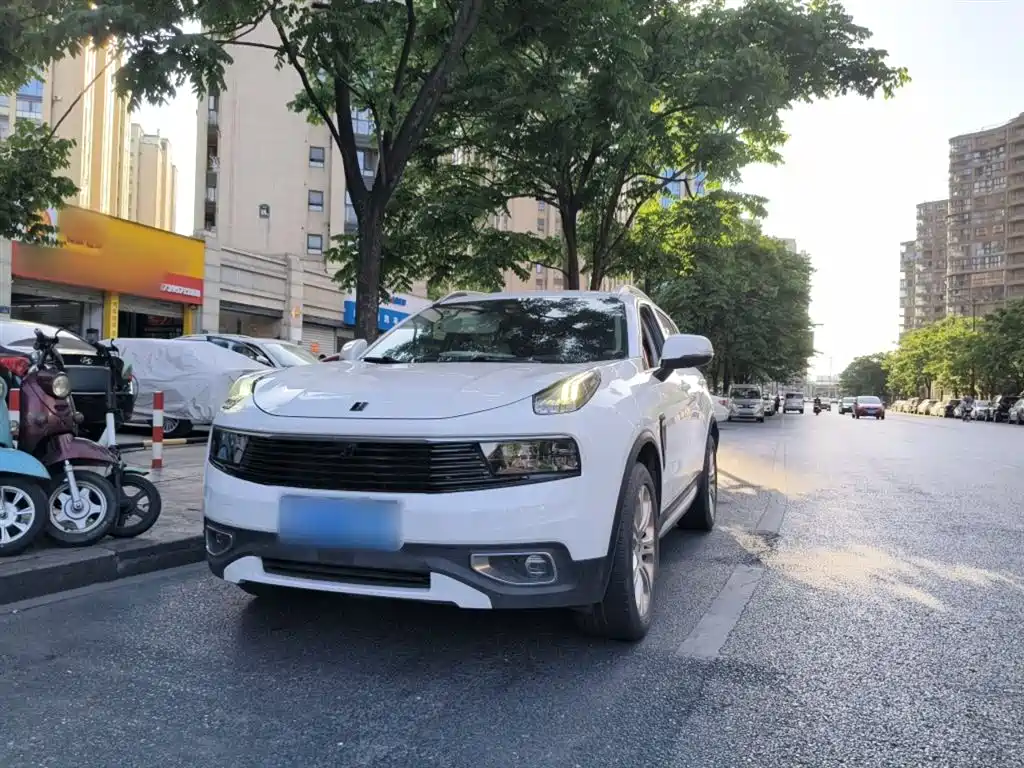 Lynk & Co 01 2019 2.0T 2WD Type Pro Version China V
