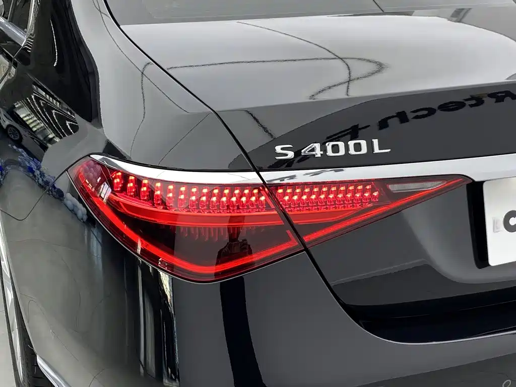 Фото 6 - Mercedes-Benz S-Class