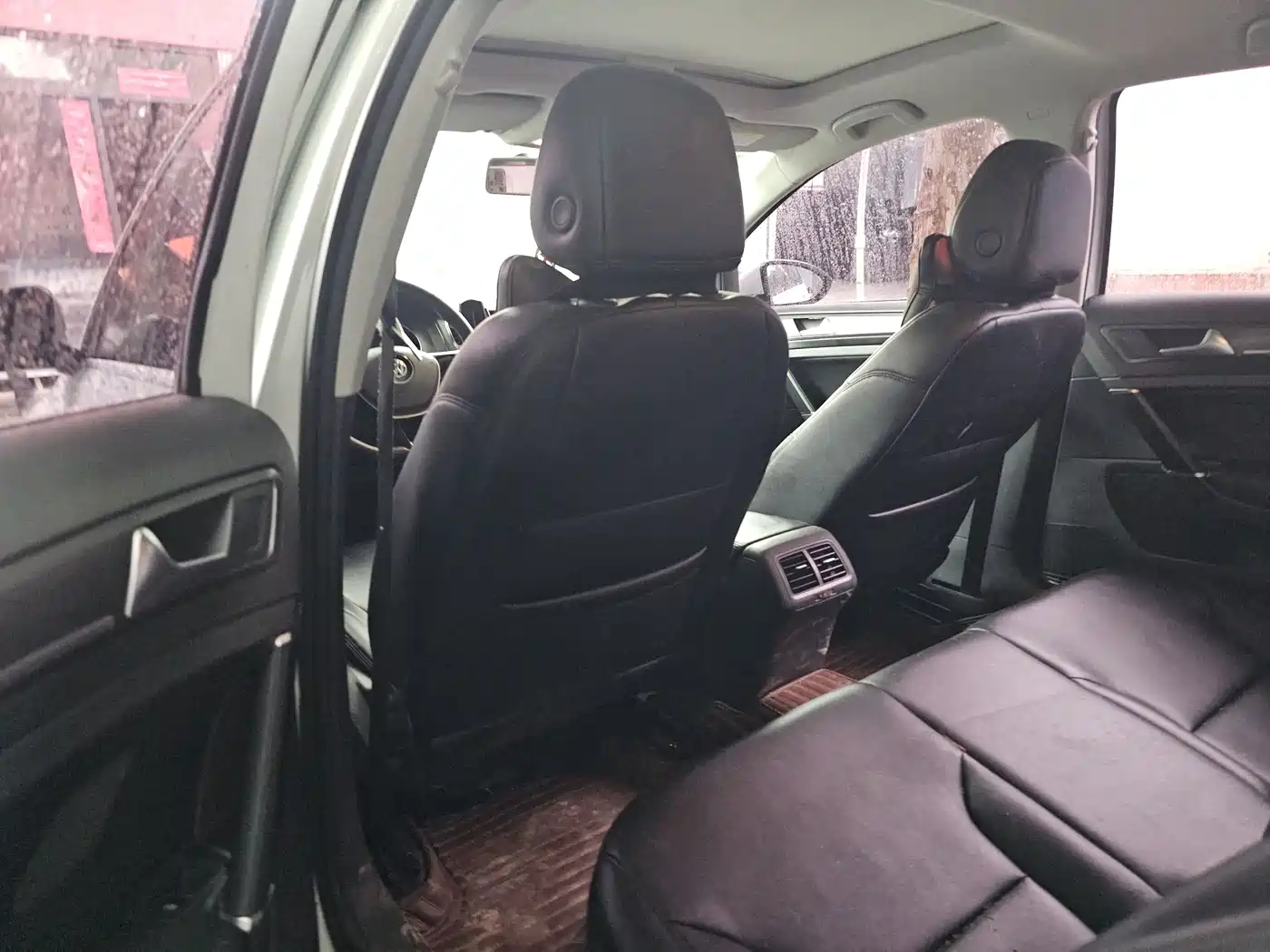 Volkswagen Golf 2016 230TSI Automatic Comfort фото 6